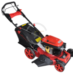 Maşină de tuns gazon autopropulsată